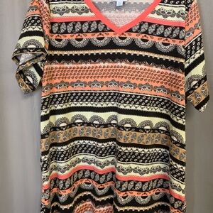 Group of 4 Lularoe tops.